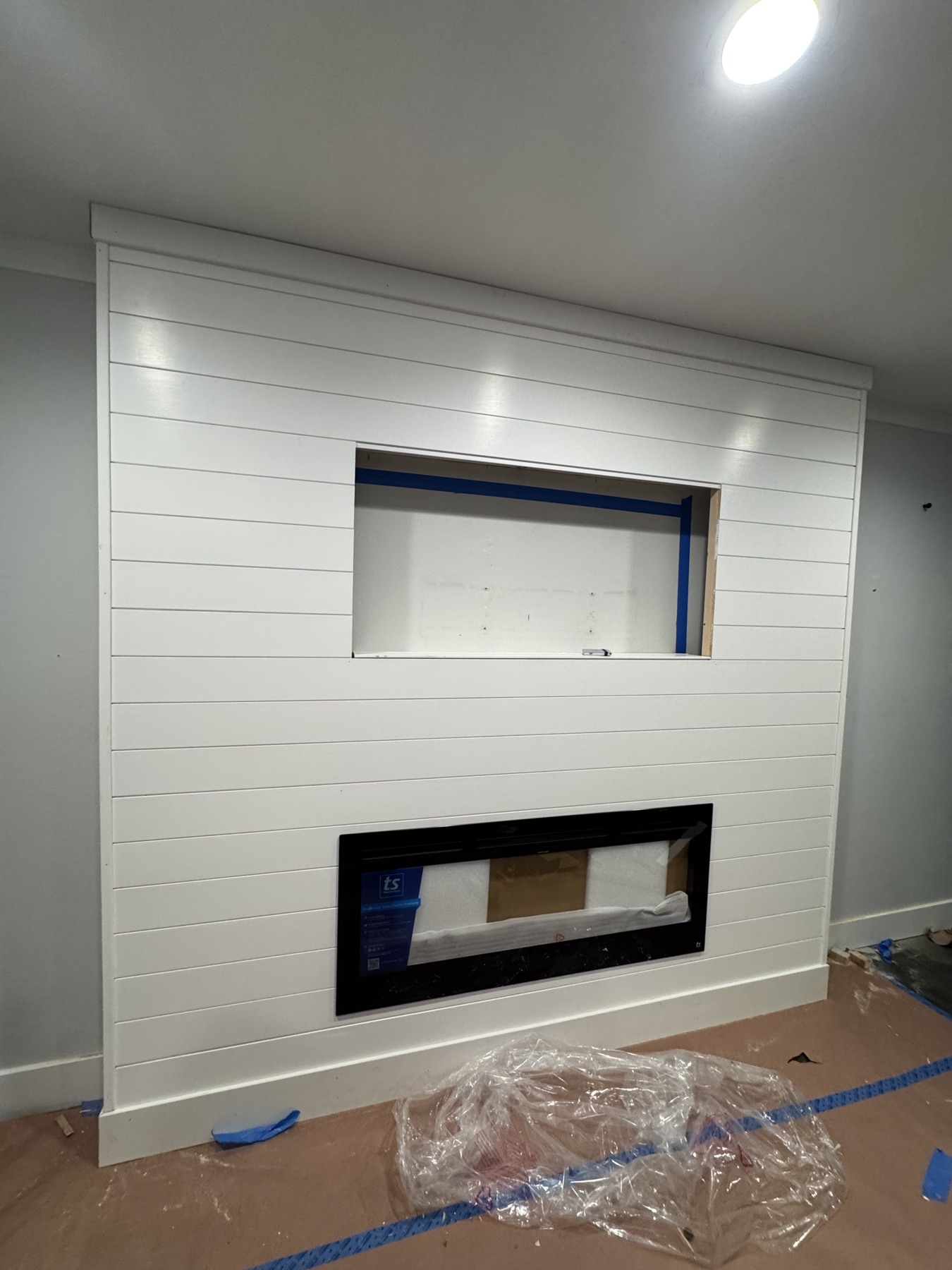The build — fitting the horizontal shiplap
